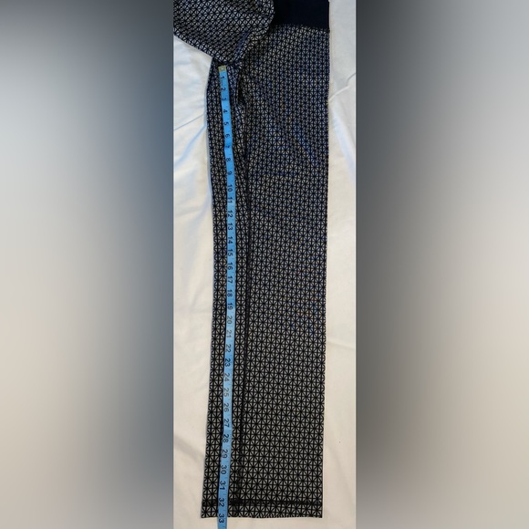 NWOT Lululemon Straight Up Pant   Size 12 Tri Geo Silver Spoon Black - Picture 6 of 15